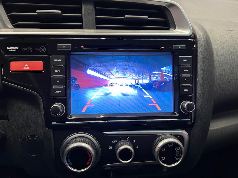 Foto do veículo HONDA FIT  LX CVT 2017 84.338 KM 72.900,00