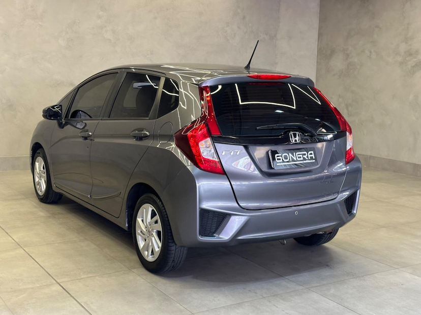 Foto do veículo HONDA FIT  LX CVT 2017 84.338 KM 72.900,00