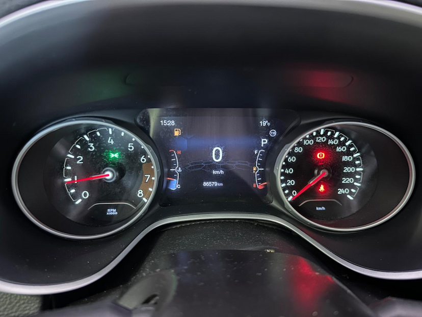 Foto do veículo JEEP COMPASS  LIMITED 2.0 4X2 FLEX 16V AUT 2017 86.546 KM 93.900,00
