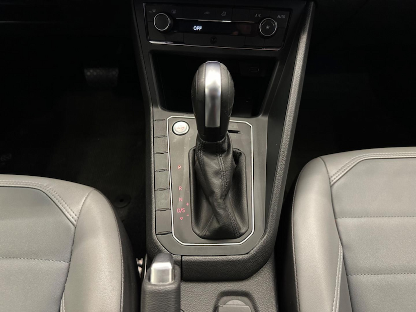 Foto do veículo VOLKSWAGEN NIVUS  1.0 200 TSI HIGHLINE 2021 52.170 KM 107.900,00