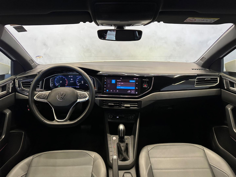 Foto do veículo VOLKSWAGEN NIVUS  1.0 200 TSI HIGHLINE 2021 52.170 KM 107.900,00