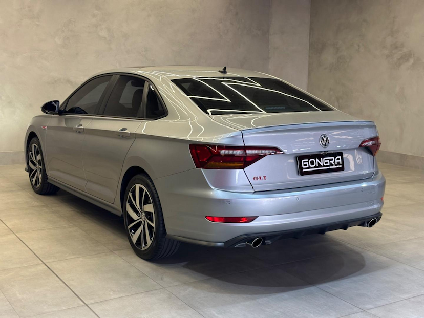 Foto do veículo VOLKSWAGEN JETTA  GLI 350 TSI 2.0 16V 4P AUT 2019 54.600 KM 162.900,00