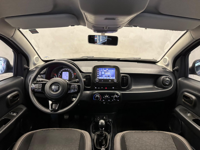 Foto do veículo FIAT MOBI  TREKKING 1.0 MT 2022 22.515 KM 58.900,00