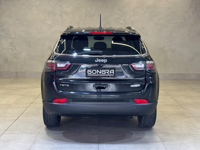 Foto do veículo JEEP COMPASS  LONG TF 2022 42.226 KM 133.900,00