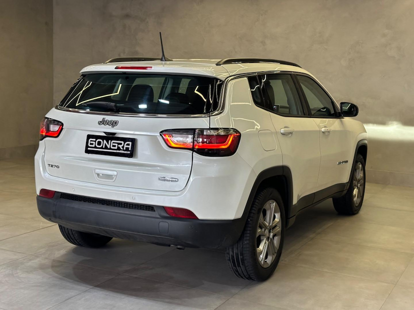 Foto do veículo JEEP COMPASS  LONGITUDE T270 TURBO FLEX AUT. 2023 7.912 KM 152.900,00
