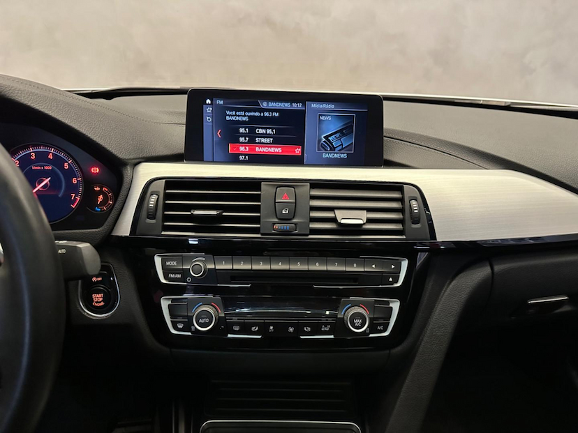Foto do veículo BMW 320I  2.0 SPORT GP ACTIVE FLEX AUT 2018 72.264 KM 144.900,00