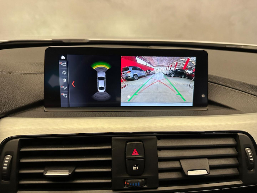 Foto do veículo BMW 320I  2.0 SPORT GP ACTIVE FLEX AUT 2018 72.264 KM 144.900,00