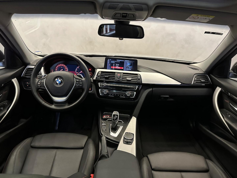 Foto do veículo BMW 320I  2.0 SPORT GP ACTIVE FLEX AUT 2018 72.264 KM 144.900,00
