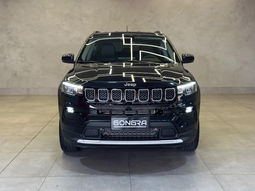 Foto do veículo JEEP COMPASS  LONG TF 2023 10.466 KM 150.900,00