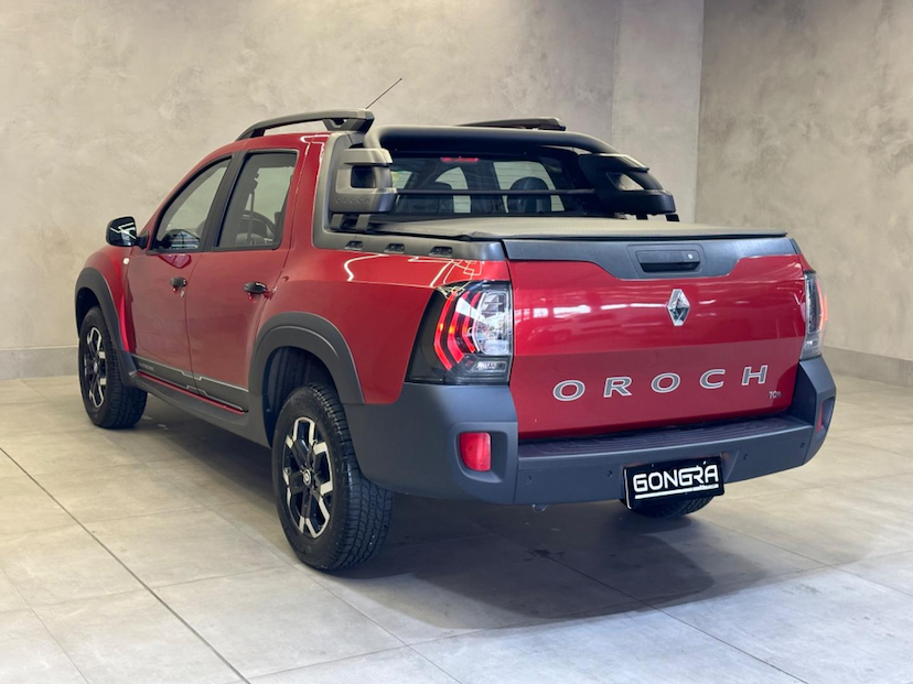 Foto do veículo RENAULT DUSTER OROCH  OUTSIDER 1.3 TCE FLEX AUT 2023 27.119 KM 110.900,00