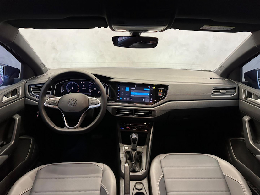 Foto do veículo VOLKSWAGEN NIVUS  1.0 200 TSI HIGHLINE 2024 17.426 KM 129.900,00