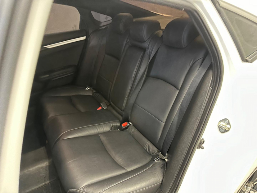Foto do veículo HONDA CIVIC  2.0 16V FLEXONE SPORT 4P AUTOMATICO 2019 71.890 KM 114.900,00