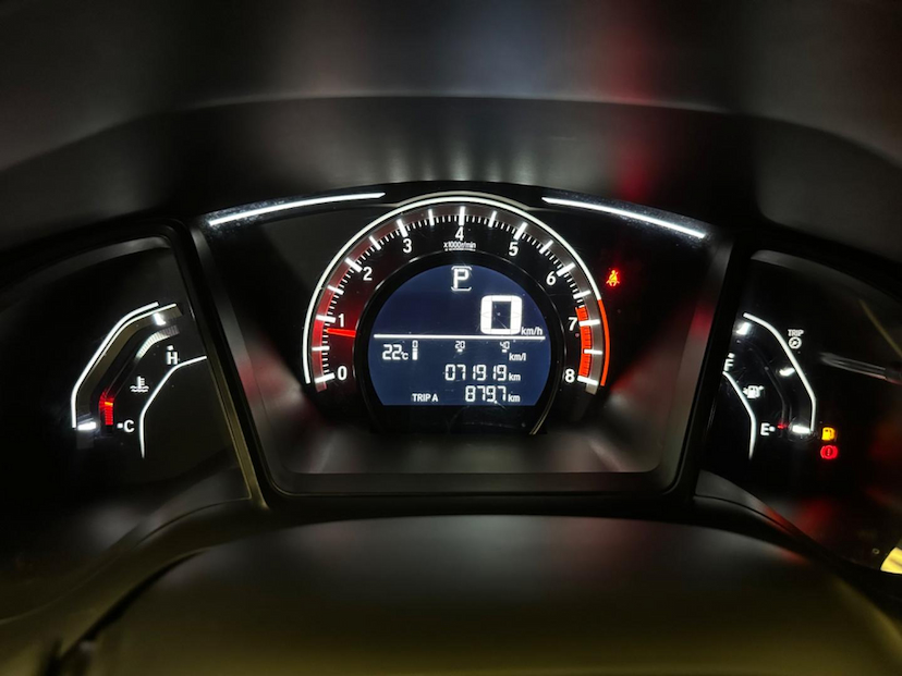 Foto do veículo HONDA CIVIC  2.0 16V FLEXONE SPORT 4P AUTOMATICO 2019 71.890 KM 114.900,00