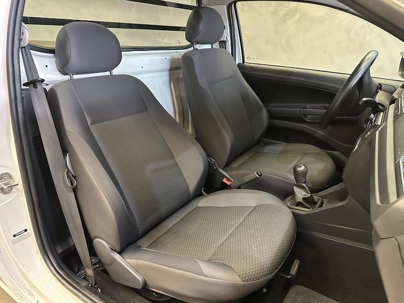 Foto do veículo VOLKSWAGEN SAVEIRO  CS RB MPI 2023 26.337 KM 74.900,00