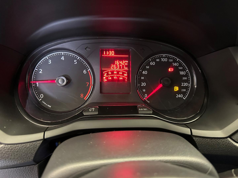 Foto do veículo VOLKSWAGEN SAVEIRO  CS RB MPI 2023 26.337 KM 74.900,00