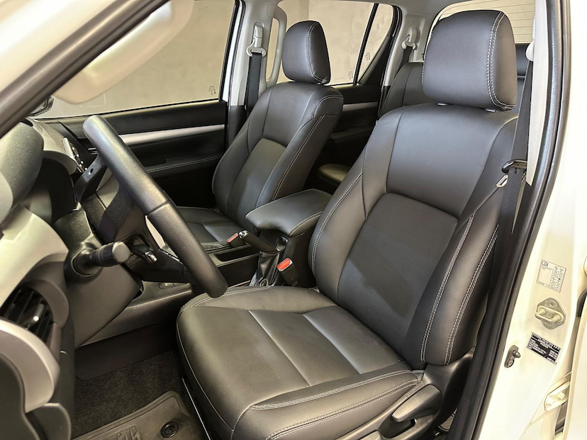 Foto do veículo TOYOTA HILUX  2.8 SR 4X4 CD 16V DIESEL 4P AUT 2022 51.812 KM 205.900,00