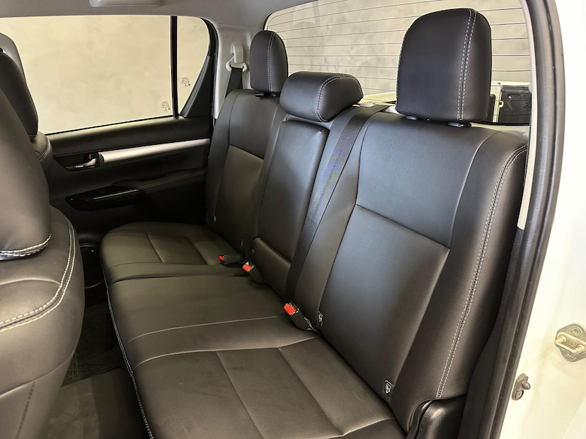 Foto do veículo TOYOTA HILUX  2.8 SR 4X4 CD 16V DIESEL 4P AUT 2022 51.812 KM 205.900,00