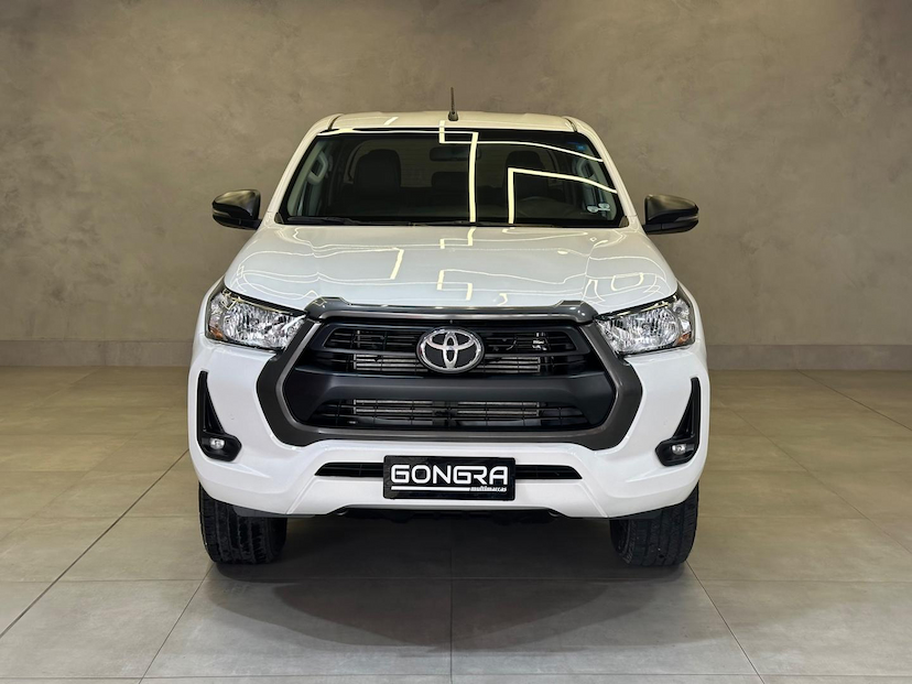 Foto do veículo TOYOTA HILUX  2.8 SR 4X4 CD 16V DIESEL 4P AUT 2022 51.812 KM 205.900,00