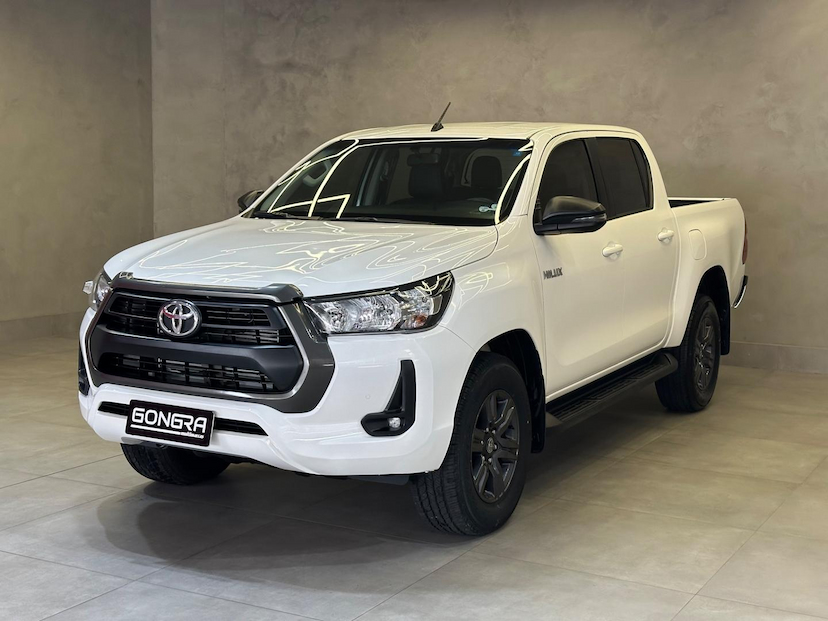 Foto do veículo TOYOTA HILUX  2.8 SR 4X4 CD 16V DIESEL 4P AUT 2022 51.812 KM 205.900,00