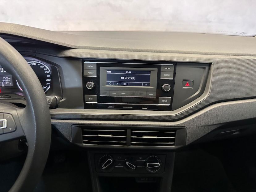 Foto do veículo VOLKSWAGEN POLO  TRACK MA 2024 15.325 KM 77.900,00