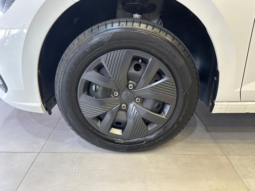 Foto do veículo VOLKSWAGEN POLO  TRACK MA 2024 15.325 KM 77.900,00
