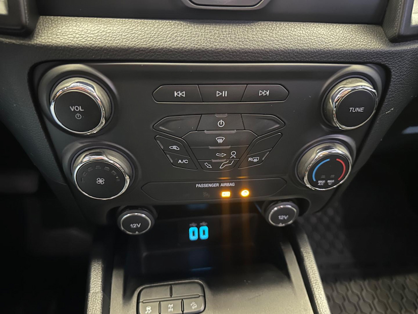Foto do veículo FORD RANGER  2.2 XLS 4X4 CD 16V DIESEL 4P AUT 2023 57.982 KM 182.900,00