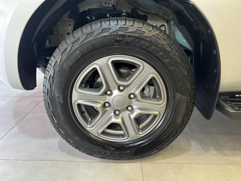Foto do veículo FORD RANGER  2.2 XLS 4X4 CD 16V DIESEL 4P AUT 2023 57.982 KM 182.900,00