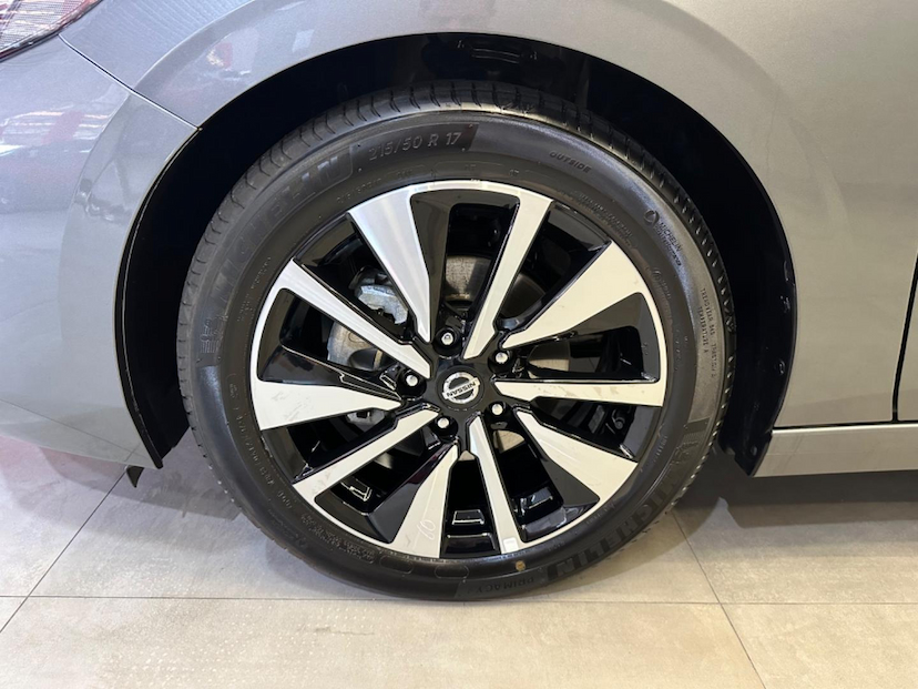 Foto do veículo NISSAN SENTRA  2.0 EXCLUSIVE CVT 2024 424 KM 154.900,00