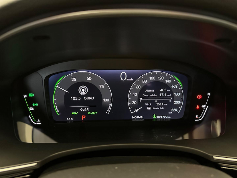 Foto do veículo HONDA CIVIC  SED.TOURING 2.0 16V AUT. (HÍBRIDO) 2023 21.150 KM 209.900,00