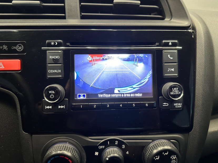 Foto do veículo HONDA FIT  1.5 EX 16V GASOLINA 4P AUTOMATICO 2015 76.500 KM 68.900,00