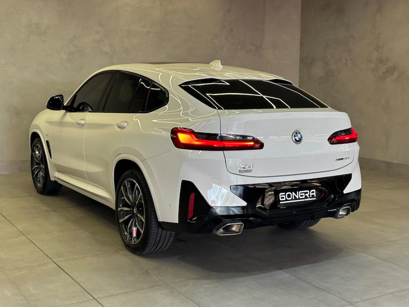 Foto do veículo BMW X4  XDRIVE 30I M SPORT 2.0 TB 252CV AUT 2024 6.700 KM 439.900,00