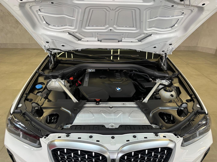 Foto do veículo BMW X4  XDRIVE 30I M SPORT 2.0 TB 252CV AUT 2024 6.700 KM 439.900,00