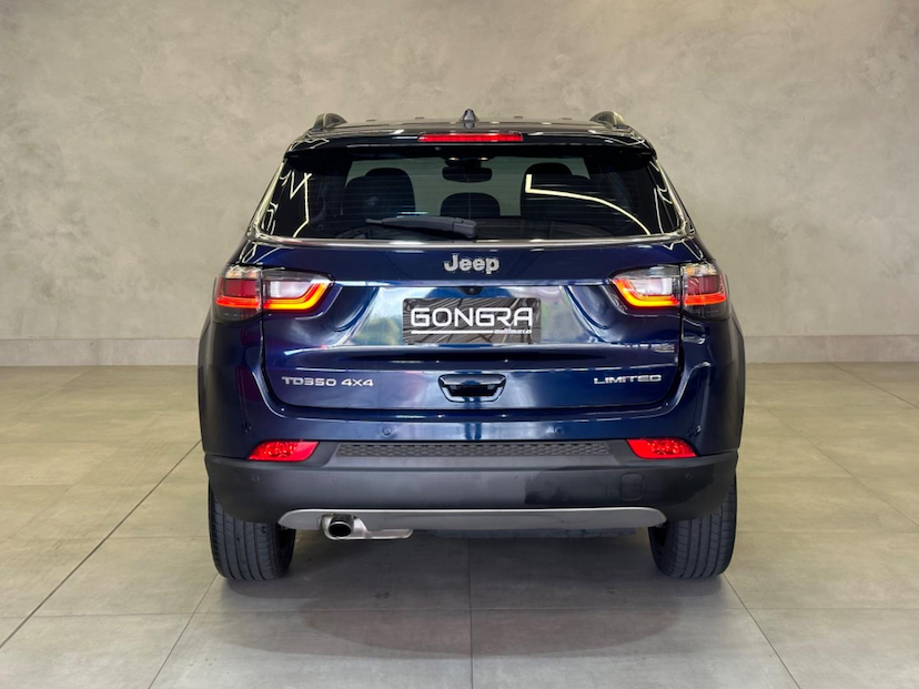 Foto do veículo JEEP COMPASS  LIMITED TD 2022 24.808 KM 165.900,00