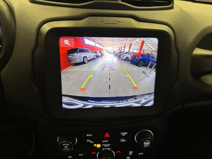 Foto do veículo JEEP RENEGADE  LONGITUDE T270 1.3 TB 4X2 FLEX AUT 2024 25.645 KM 119.900,00