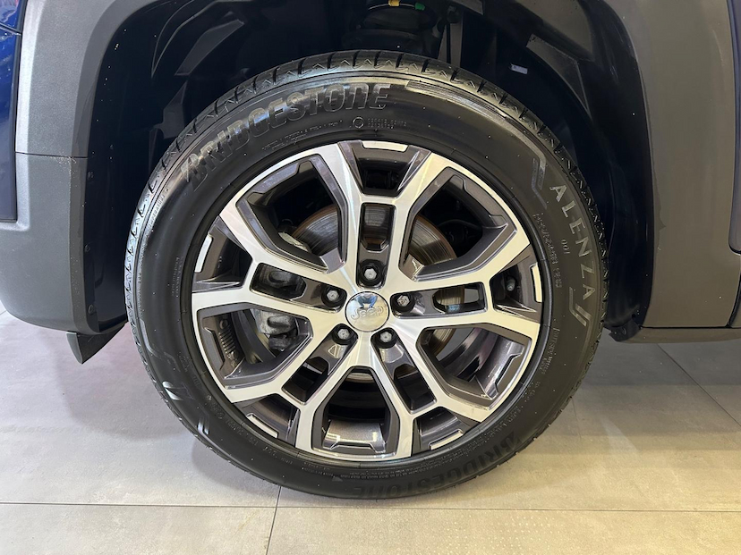 Foto do veículo JEEP RENEGADE  LONGITUDE T270 1.3 TB 4X2 FLEX AUT 2024 25.645 KM 119.900,00