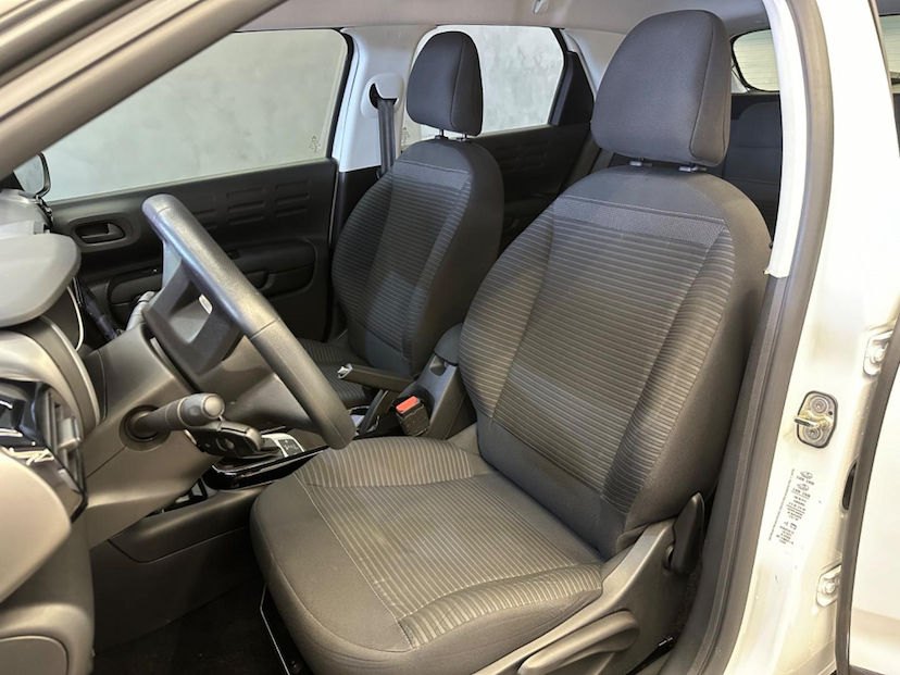 Foto do veículo CITROËN C4 CACTUS  1.6 FEEL AUT 2021 12.990 KM 82.900,00