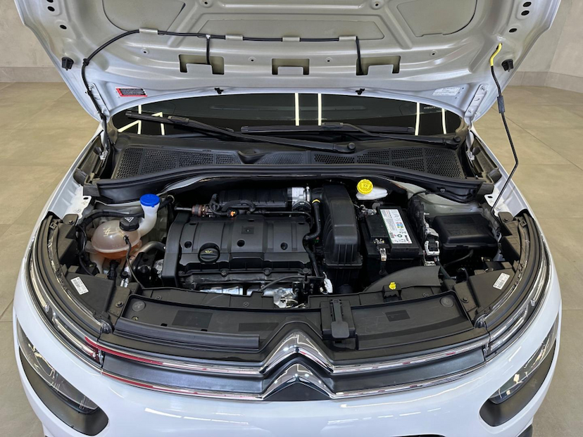Foto do veículo CITROËN C4 CACTUS  1.6 FEEL AUT 2021 12.990 KM 82.900,00