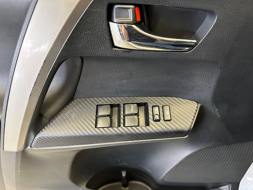 Foto do veículo TOYOTA RAV4 RAV-4 4X4 2.0 16V 4P 2015 84.675 KM 102.900,00