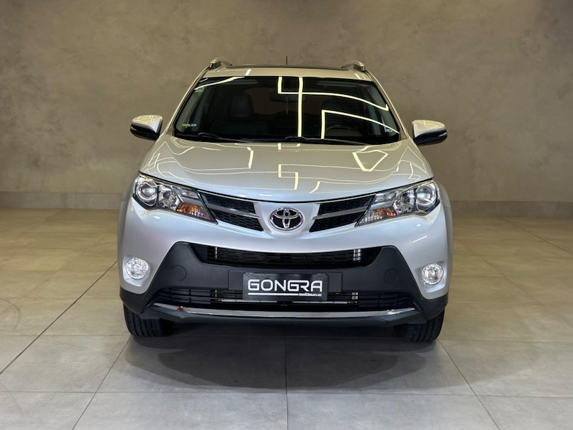 Foto do veículo TOYOTA RAV4 RAV-4 4X4 2.0 16V 4P 2015 84.675 KM 102.900,00