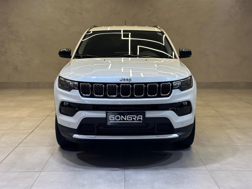 Foto do veículo JEEP COMPASS  LONG TF 2023 18.192 KM 144.900,00