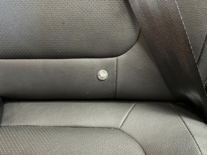 Foto do veículo RENAULT DUSTER  ICO16 CVT 2023 31.000 KM 103.900,00