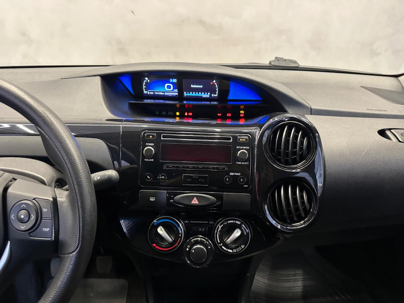 Foto do veículo TOYOTA ETIOS  SD X 1.5 VSC MT 2019 131.401 KM 59.900,00