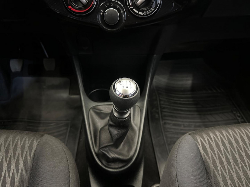 Foto do veículo TOYOTA ETIOS  SD X 1.5 VSC MT 2019 131.401 KM 59.900,00