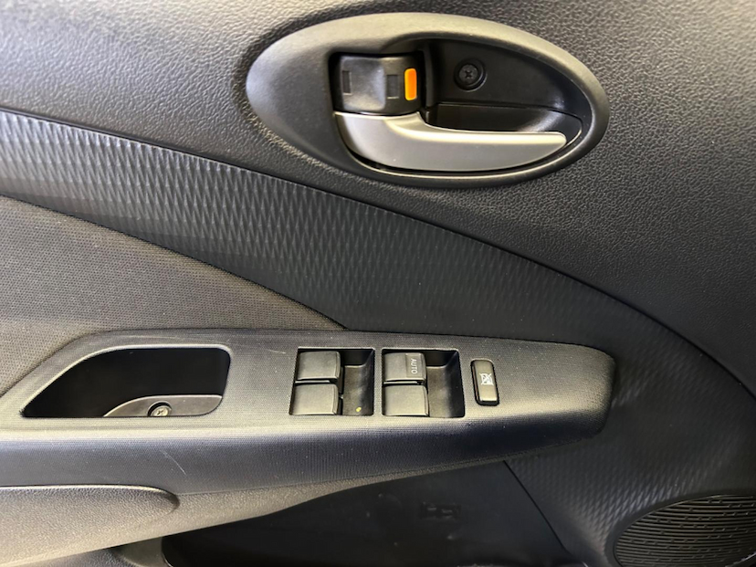 Foto do veículo TOYOTA ETIOS  SD X 1.5 VSC MT 2019 131.401 KM 59.900,00