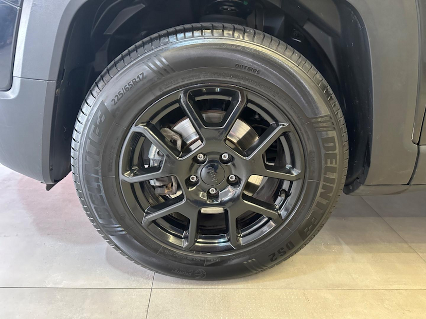 Foto do veículo JEEP RENEGADE  NIGHT EAGLE 1.8 4X2 FLEX AUT 2021 75.500 KM 84.900,00