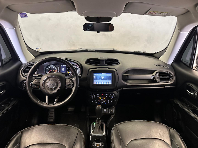 Foto do veículo JEEP RENEGADE  NIGHT EAGLE 1.8 4X2 FLEX AUT 2021 75.500 KM 84.900,00