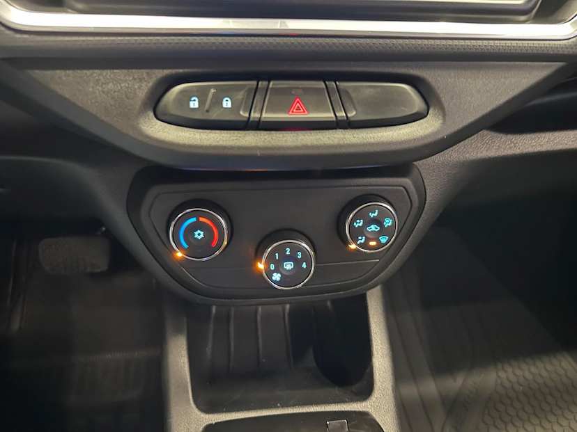Foto do veículo CHEVROLET SPIN  1.8L AT ACT 2019 83.553 KM 73.900,00