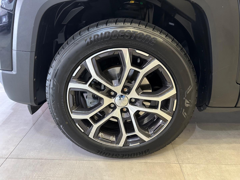 Foto do veículo JEEP RENEGADE  LGTD T270 2023 8.239 KM 122.900,00