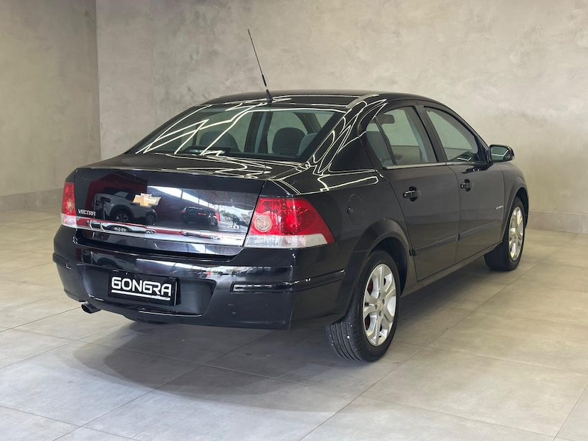 Foto do veículo CHEVROLET VECTRA  SEDAN ELEGANCE 2010 99.100 KM 45.900,00