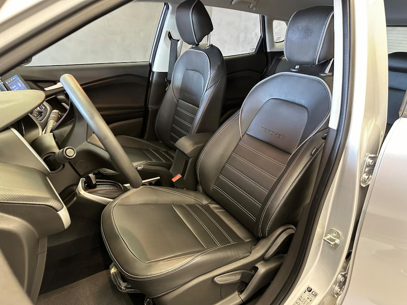 Foto do veículo CHEVROLET TRACKER  LT 1.0 TURBO 12V FLEX AUT. 2023 53.150 KM 106.900,00